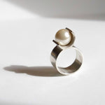 Bague "8" – perle 9 mm en argent ou vermeil.