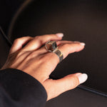 Bague O – pyrite brute en argent 950 ou vermeil.